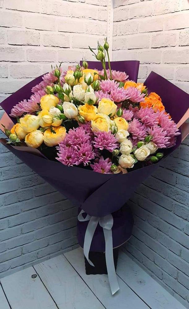 Букет цветов из: Хризантемы и Розы в Воротынске