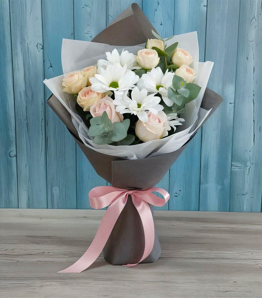 Букет цветов из: Хризантемы и Розы в Воротынске
