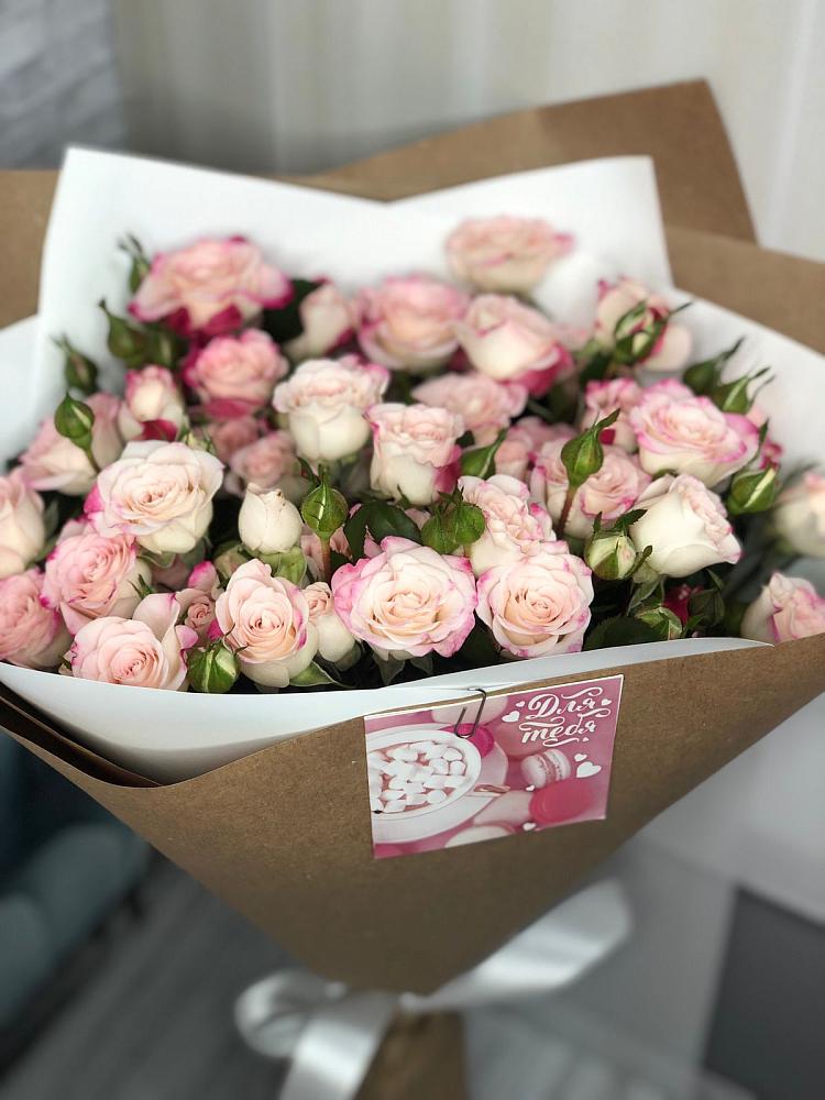 Букет цветов из: Розы в Воротынске