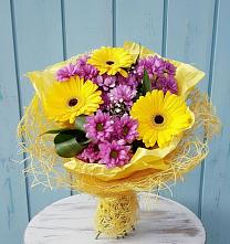 Букет цветов из:  Хризантемы и Герберы #REPLACE_PRED# Воротынске