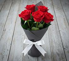 Букет 5 Красных роз Эдлесс Лав #REPLACE_PRED# Воротынске