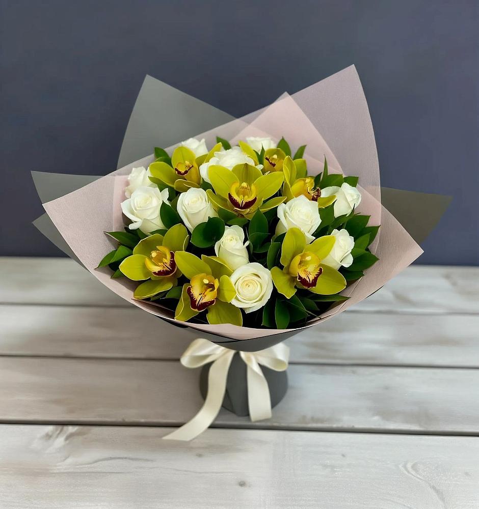 Букет цветов из: Орхидеи и Розы в Воротынске