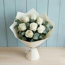 Букет Белые розы в Эвкалипте в Воротынске
