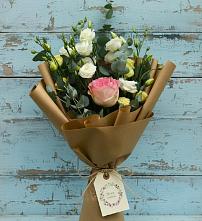Букет цветов из:  Розы и Лизиантусы в Воротынске